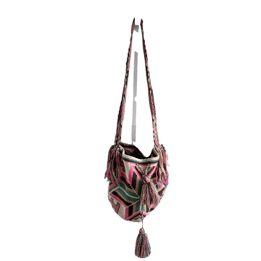 WAYUU Colombian Handmade Mochila Crossbody Bag One of a Kind Boho